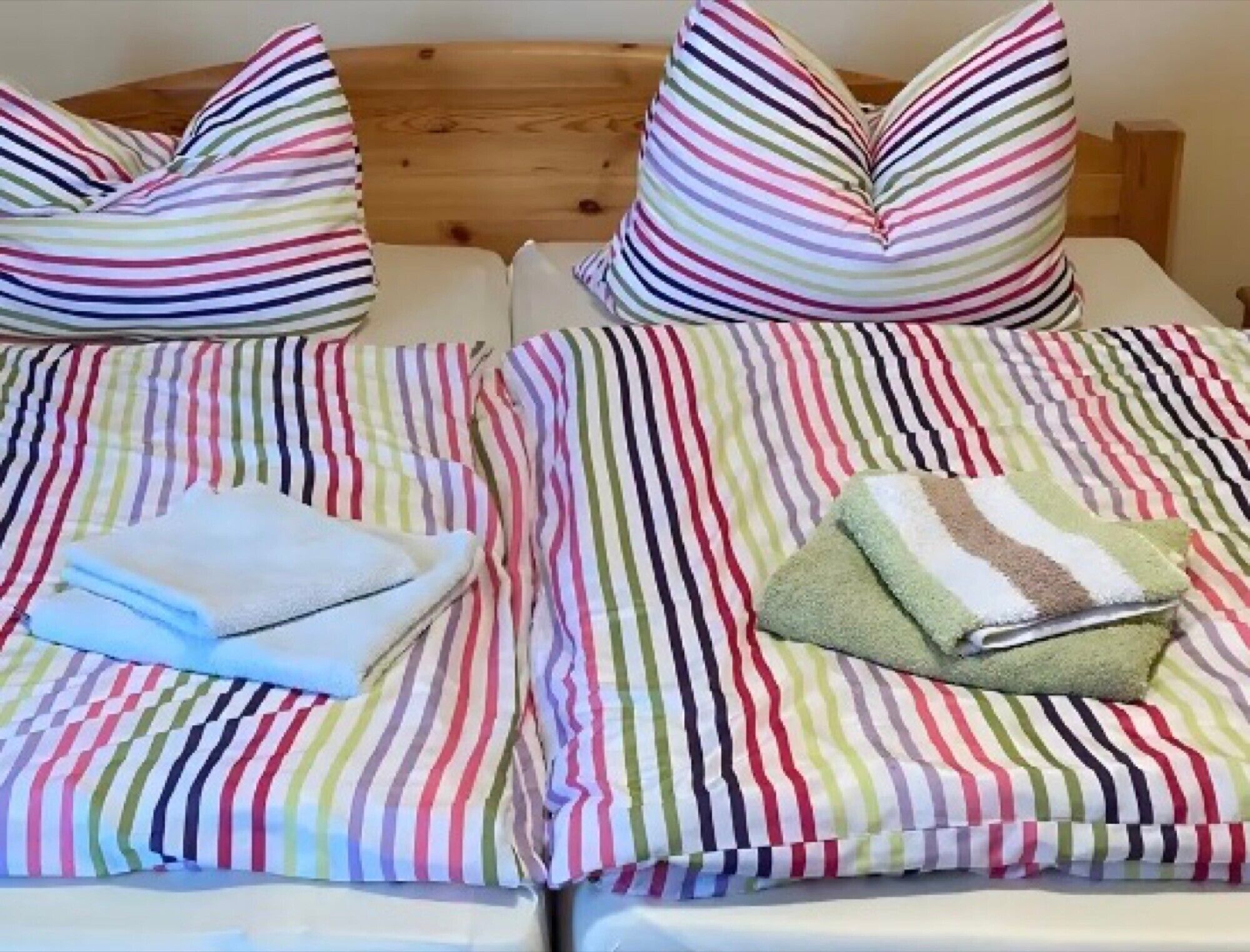 1 chambre, accès au Wi-Fi (inclus), literie fournie