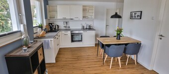Appartement 'Klein' met uitzicht op het meer, privéterras en Wi-Fi