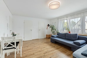 TV - Apartment 'Pepe' with Wi-Fi (Donaueschingen)