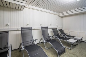 Interior - Apartment 'Terrassenpark 160' with Mountain View, Balcony and Wi-Fi (Schonach)