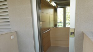 Interior - 2 bedroom apartment in the Oasis complex (Roquetas de Mar)
