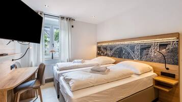 3 chambres, fer et planche à repasser, Wi-Fi gratuit, draps fournis