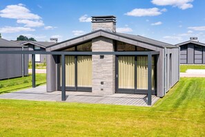 Exterior - Holiday Home in Oud Ade near Kaag Lakes (Oud Ade)