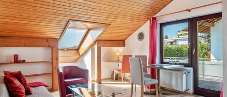 Télévision, table de tennis de table