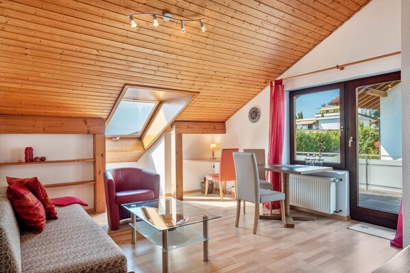 Télévision, table de tennis de table