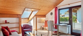 Apartment '6' with Mountain View, Shared Terrace and Wi-Fi