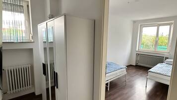 3 bedrooms, free WiFi, bed sheets