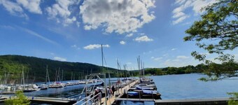 Holiday Home 'Yachthof' with Lake View, Terrace and Wi-Fi