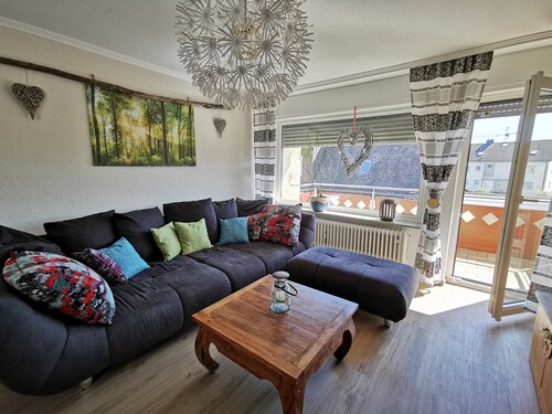 Ferienwohnung 'Wohlfühlen Und Mehr' mit Balkon und Wi-Fi