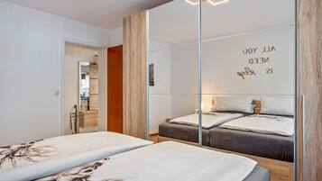 1 bedroom, iron/ironing board, free WiFi, bed sheets