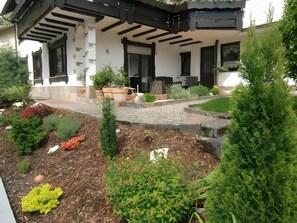Exterior - Apartment 'Ferienwohnung Uli Schätzle' with Mountain View, Private Terrace and Wi-Fi (Hornberg)