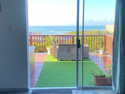 Peaceful escape in the coast of Paradise beach, Jeffreys Bay, South Africa