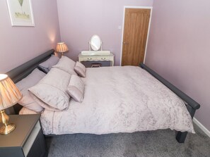 1 habitación, decoración personalizada y muebles diferentes