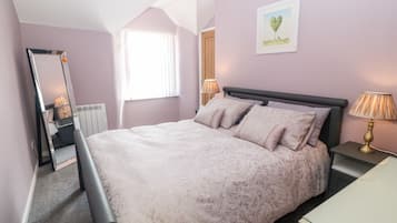 1 phòng ngủ, trang trí khác biệt