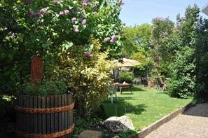 Property grounds - Apartment 'Schwarzwald-Traum' with Mountain View, Private Terrace and Wi-Fi (Haslach im Kinzigtal)