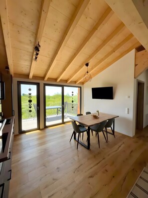 Dining - Holiday Home 'Steinackerhof - 2' with Mountain View, Shared Garden and Wi-Fi (Dachsberg (Südschwarzwald))