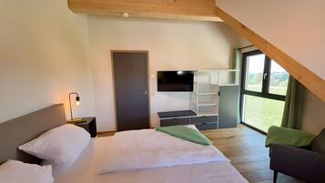 2 bedrooms, free WiFi, bed sheets