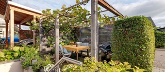 Apartment 'Im Sonnigen Kaiserstuhl' with Private Terrace and Wi-Fi