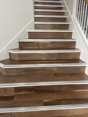 Interior - Round Rock 3-bedroom house with loft office +Yard+WiFi, AC- Near Kalahari (Round Rock)