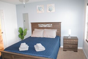3 bedrooms, iron/ironing board, free WiFi, bed sheets
