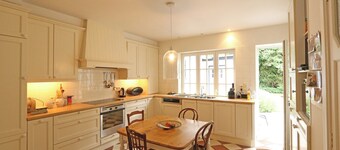 Villa in Het Zoute near the Beach