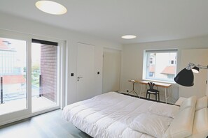 4 bedrooms, free WiFi - Apartment in Het Zoute with Sea Views (KNOKKE)