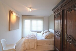3 bedrooms, Internet
