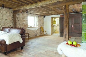 Interior - historic Schauberhof built in 1747 (Bubsheim)