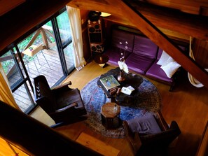 Literie hypoallergénique, rideaux occultants, chambres insonorisées