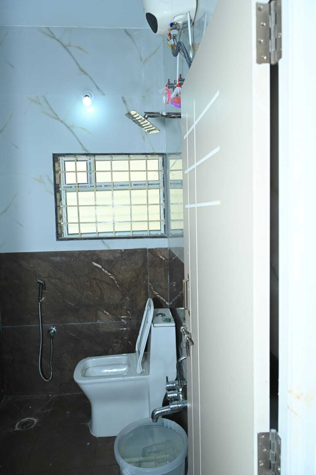 Phòng Tiêu chuẩn | Phòng tắm | Buồng tắm vòi sen, đồ dùng nhà tắm miễn phí, khăn tắm, xà phòng 