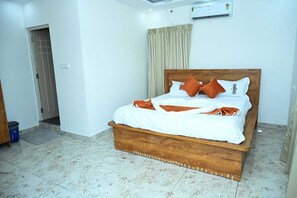 Deluxe Double Room, City View