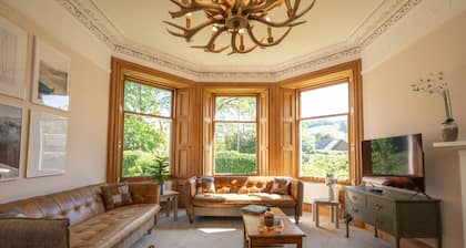Fernbank House