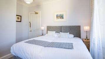 10 bedrooms, individually decorated, individually furnished, free WiFi