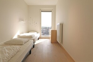 3 chambres, fer et planche à repasser, accès Internet