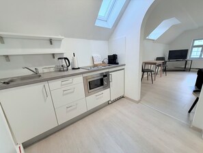 Four, plaque de cuisson