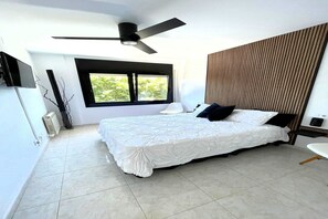 3 bedrooms, iron/ironing board, free WiFi - Apartment in Calella by the Beach (Calella)