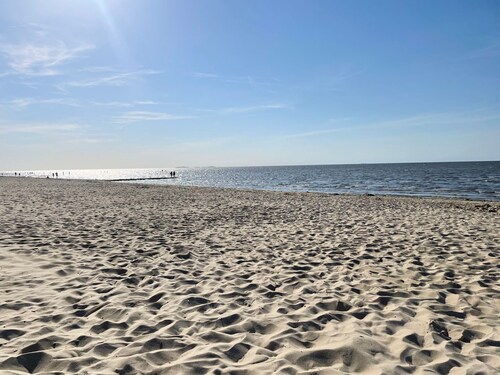 Welcome to Haus am Waldbad FeWo 2 - your vacation at the North Sea! - House at