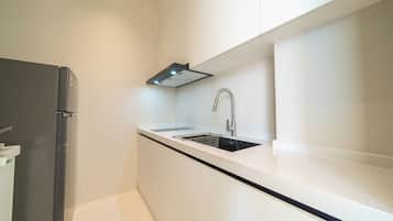 Villa, 6 Bedrooms, Non Smoking, Kitchen | Private kitchen | Fridge, microwave, stovetop, cookware/dishes/utensils