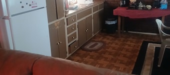 Cool mobile home with AC in Pine Bluff