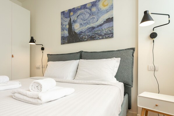 1 bedroom, iron/ironing board, travel cot, free WiFi