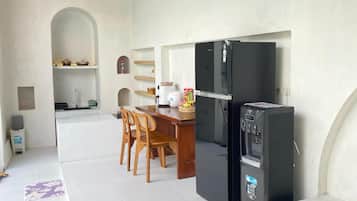 Classic Villa, 2 Bedrooms, Private Pool | Private kitchen | Fridge, stovetop, cookware/dishes/utensils