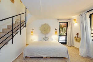 Quadrupla familiare, vista giardino | Una cassaforte in camera, Wi-Fi gratuito