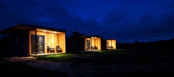 Paulton - Sleeps 2 - Petfriendly - Hottub - Garden