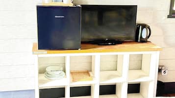 Cabin | Bahagian dalam