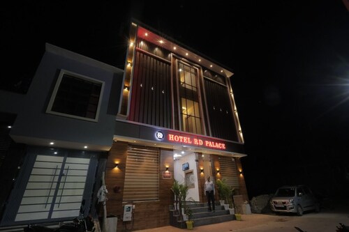 HOTEL RD PALACE