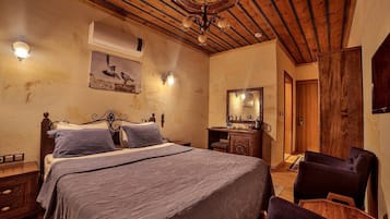 Premium bedding, minibar, desk, laptop workspace