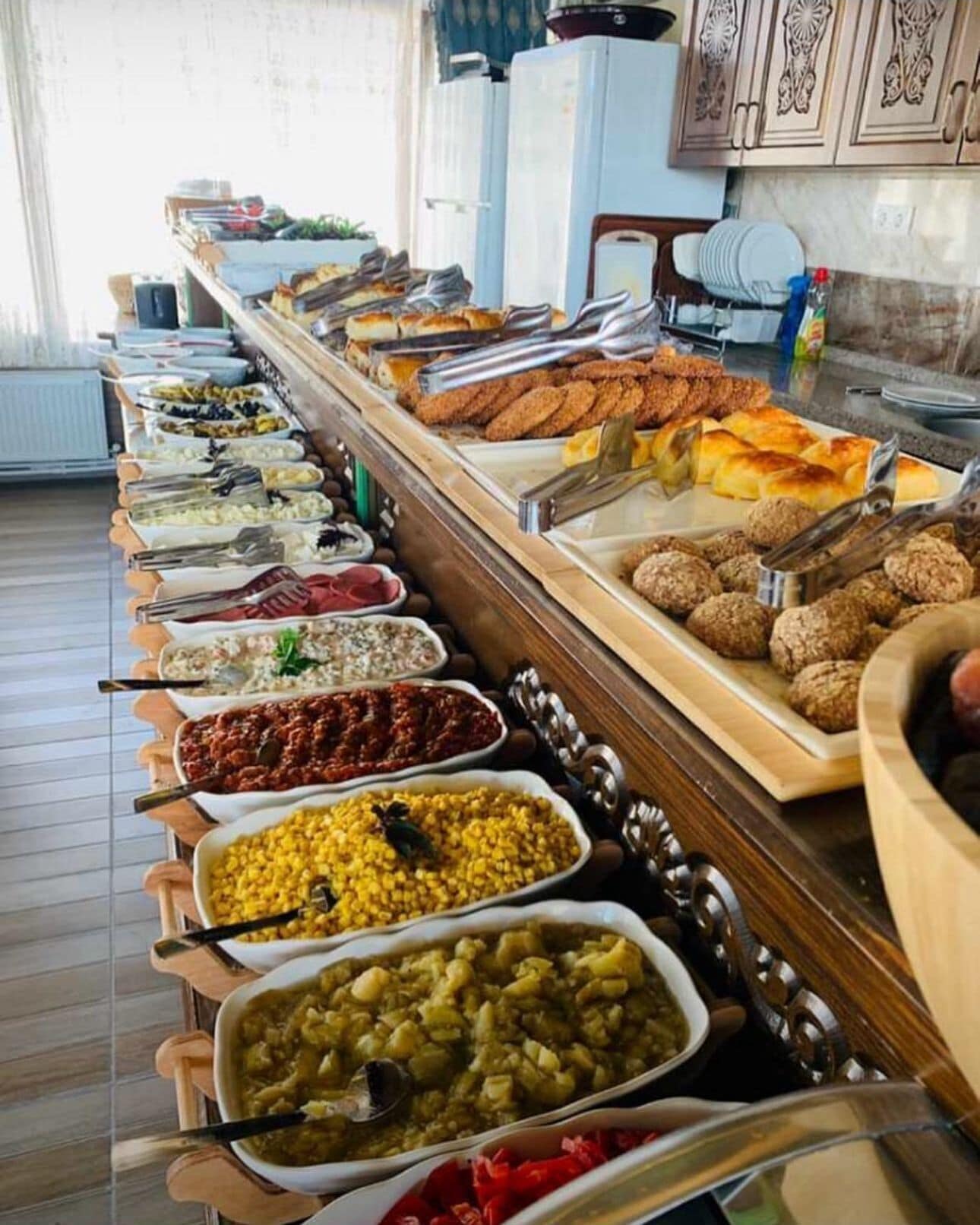 包含每日自助早餐