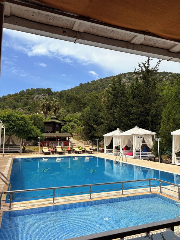 Seasonal outdoor pool - Olympos Talara (Kumluca)