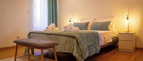 3 bedrooms, free WiFi, bed sheets