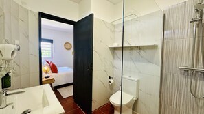 Shower, towels